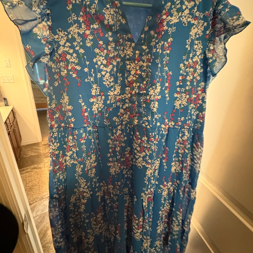 BNW/OT Boutique Floral Blue Dress